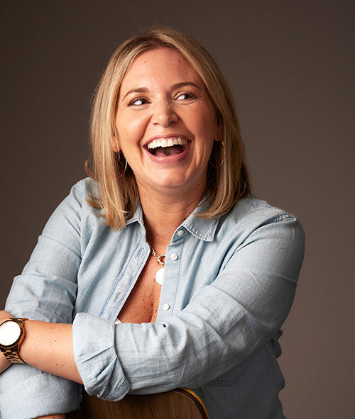 Casual Headshot of Lisa Kalkes